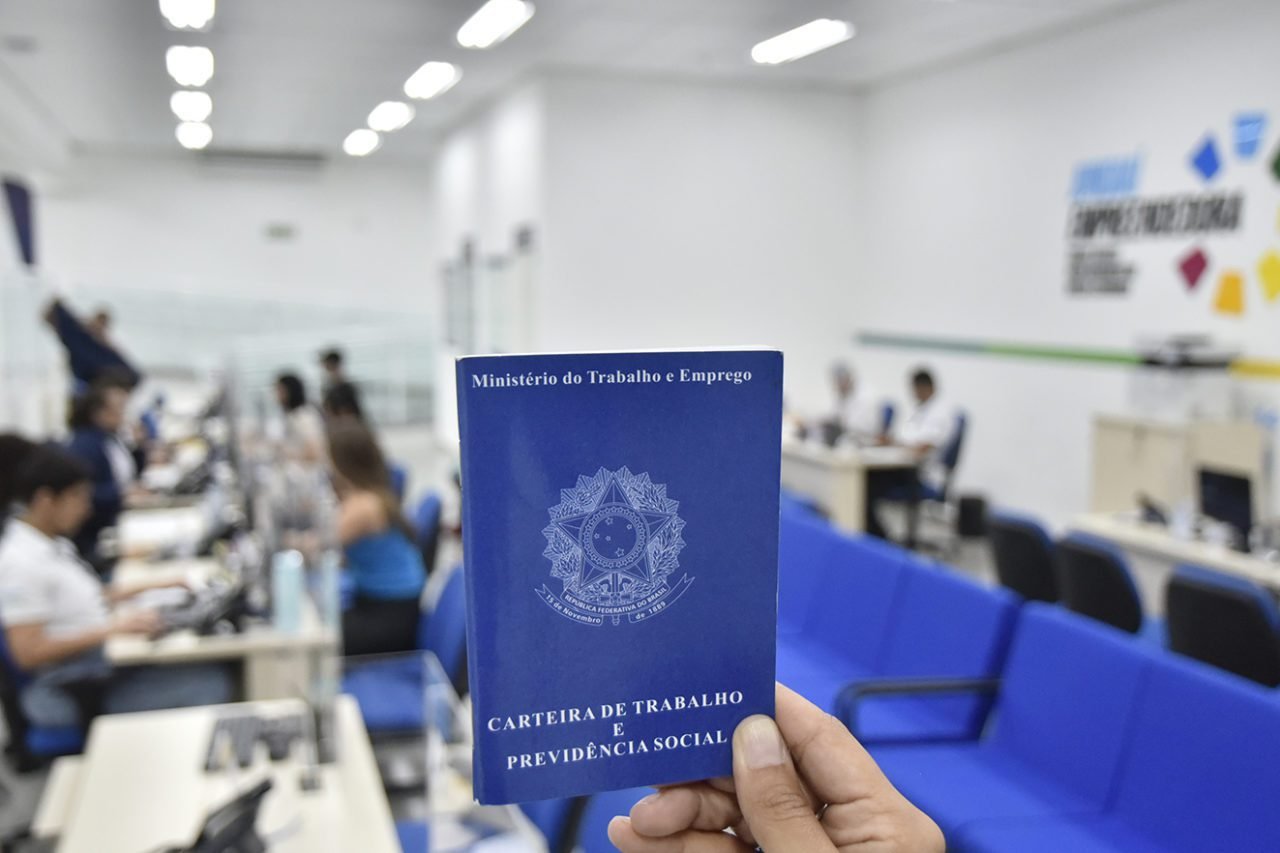 32 vagas abertas na Foxconn Jundiaí - veja como se candidatar