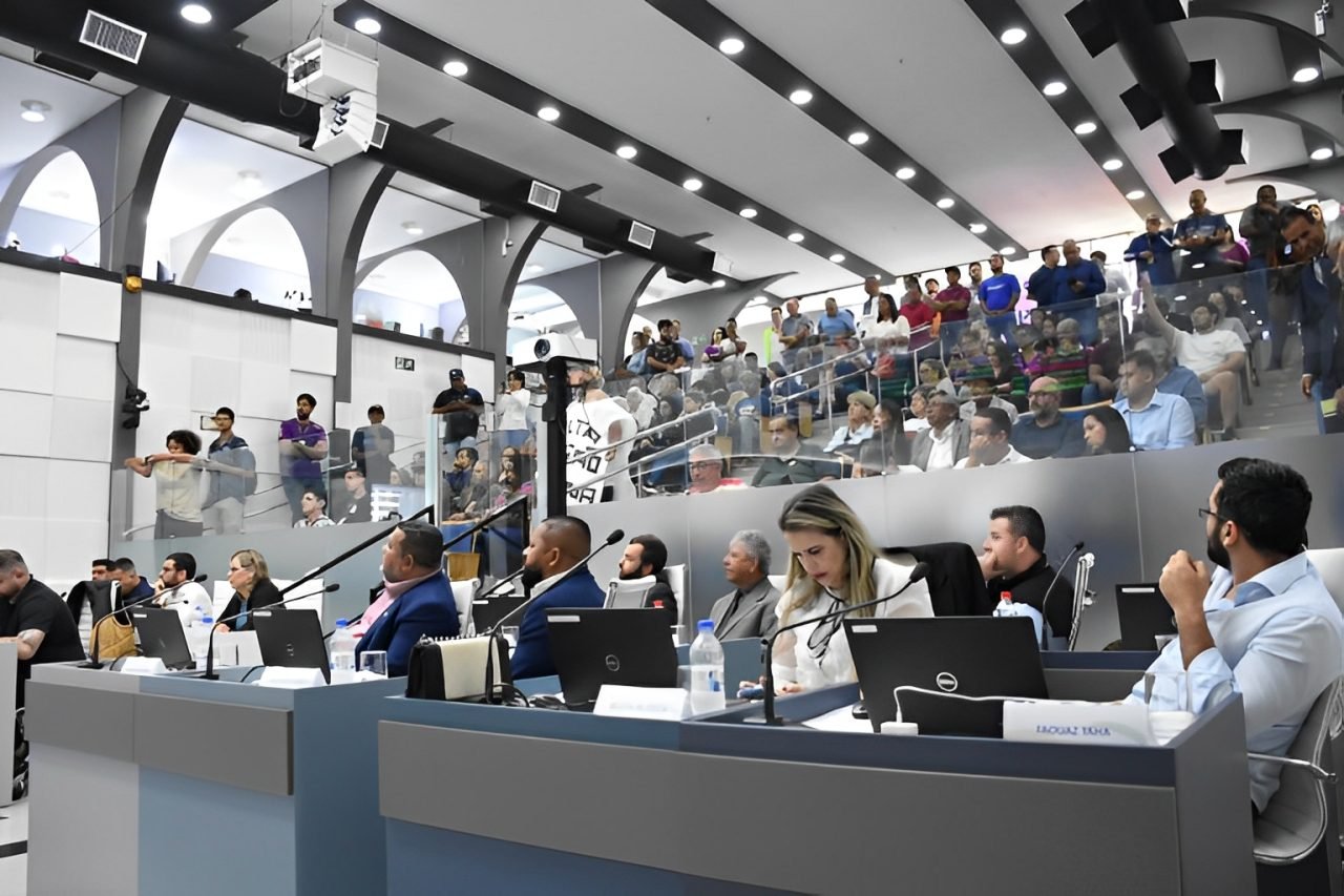 Câmara retoma sessões com foco em acessibilidade e ações do PEAMA em Jundiaí