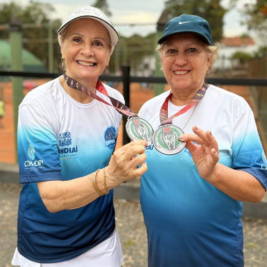 Dupla jundiaiense conquista prata no tênis de campo dos Jogos da Melhor Idade
