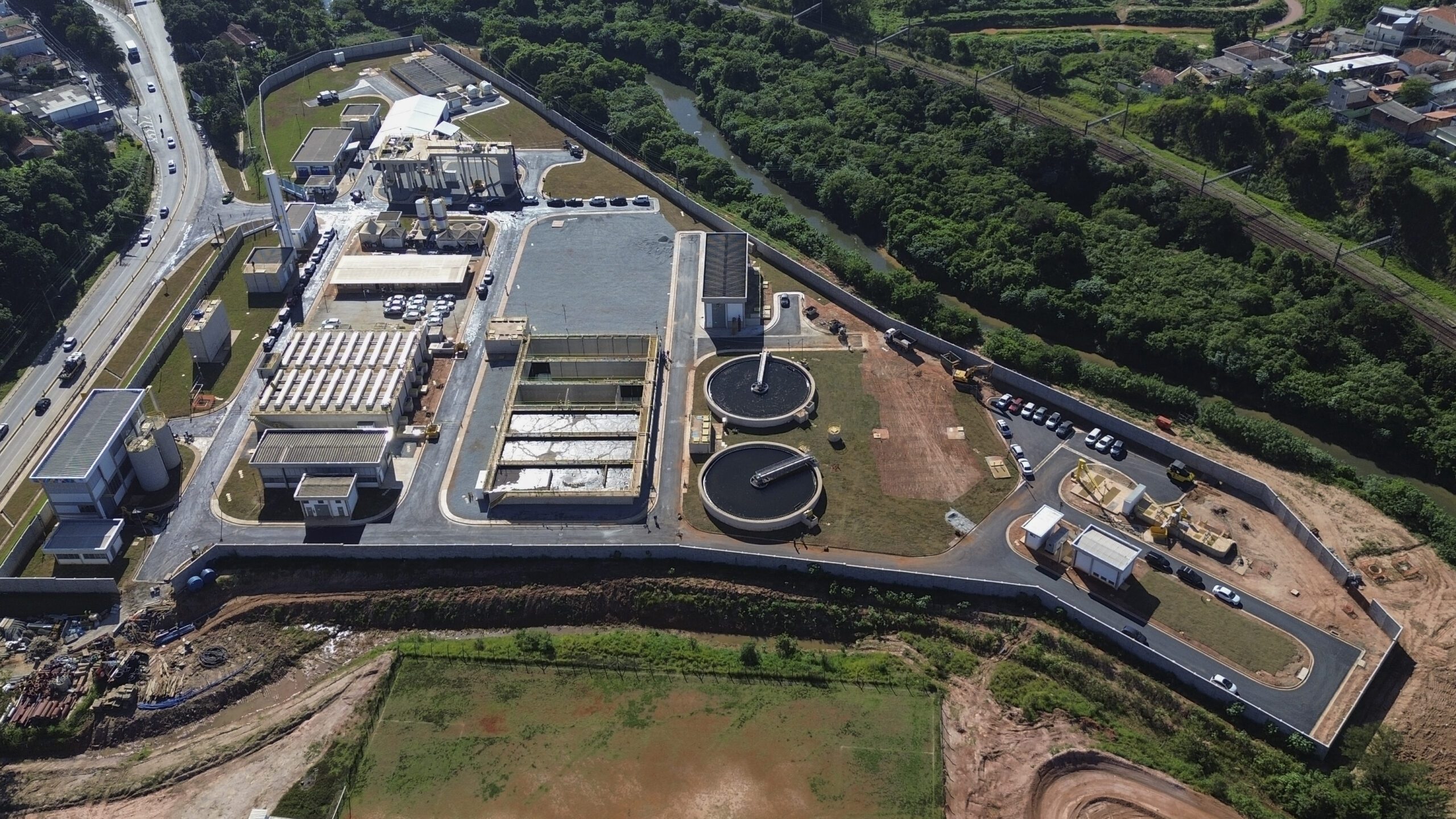 Franco da Rocha inaugura ETE Água Vermelha com R$ 74 milhões