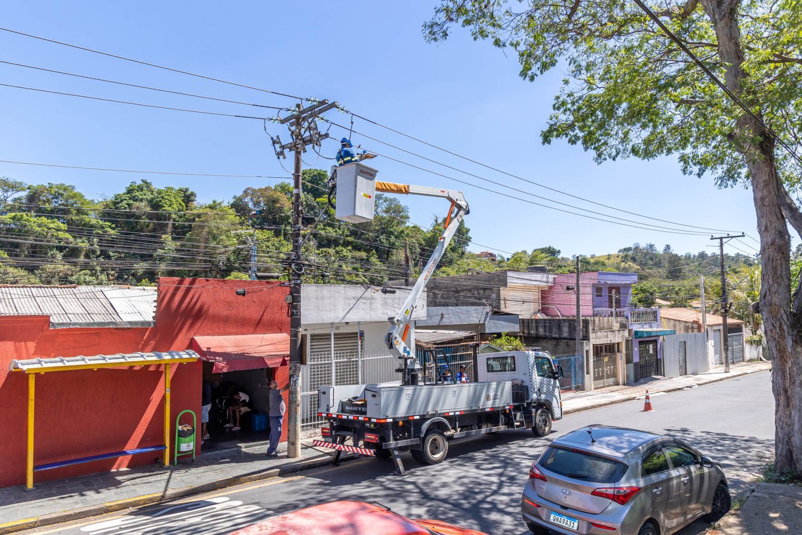 Iluminação em LED leva mais segurança à Av. Giustiniano Borin