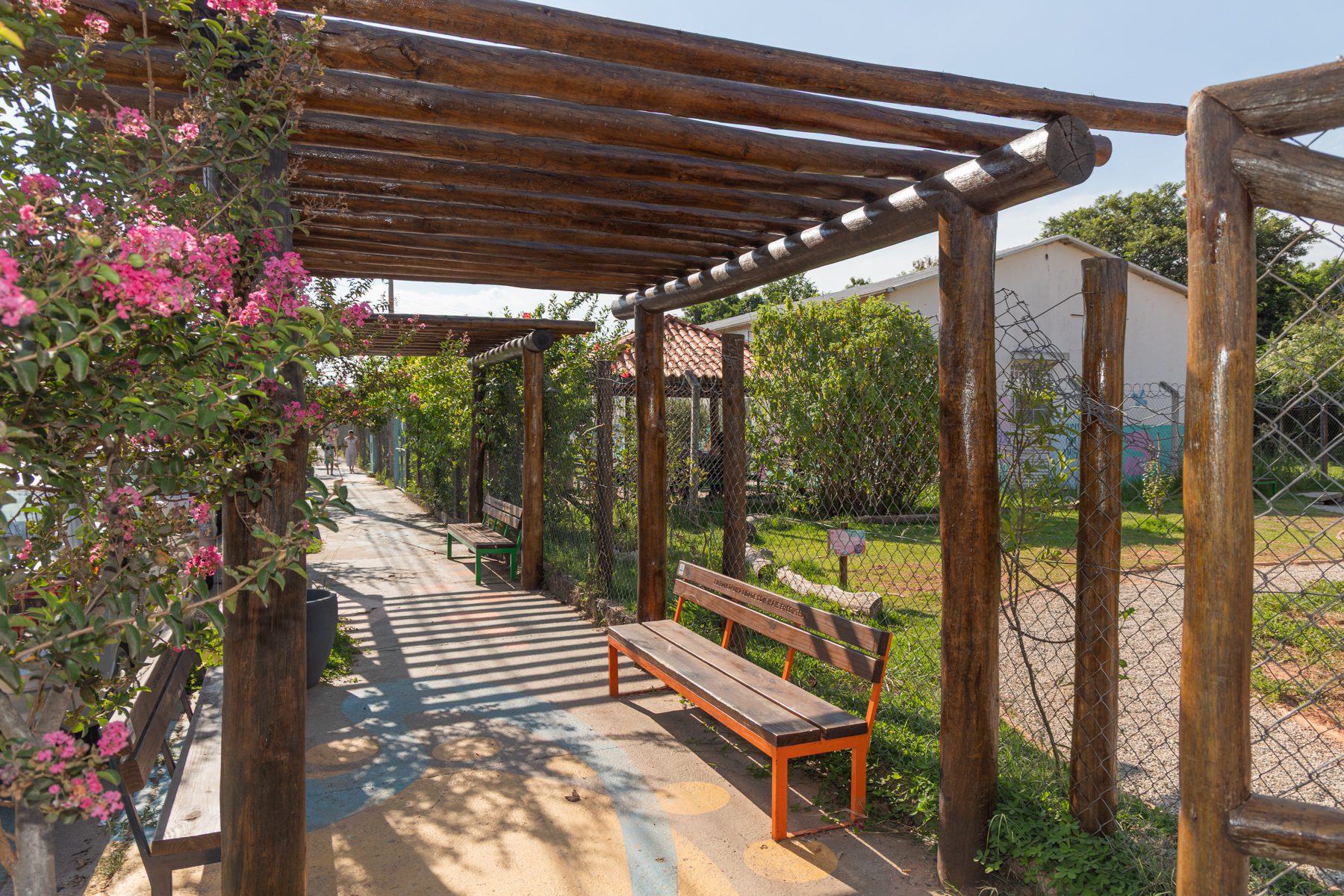 Praça do NAA II no Jardim Novo Horizonte é revitalizada