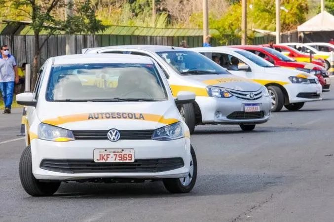 Baliza deixa de ser exigida na prova prática da CNH