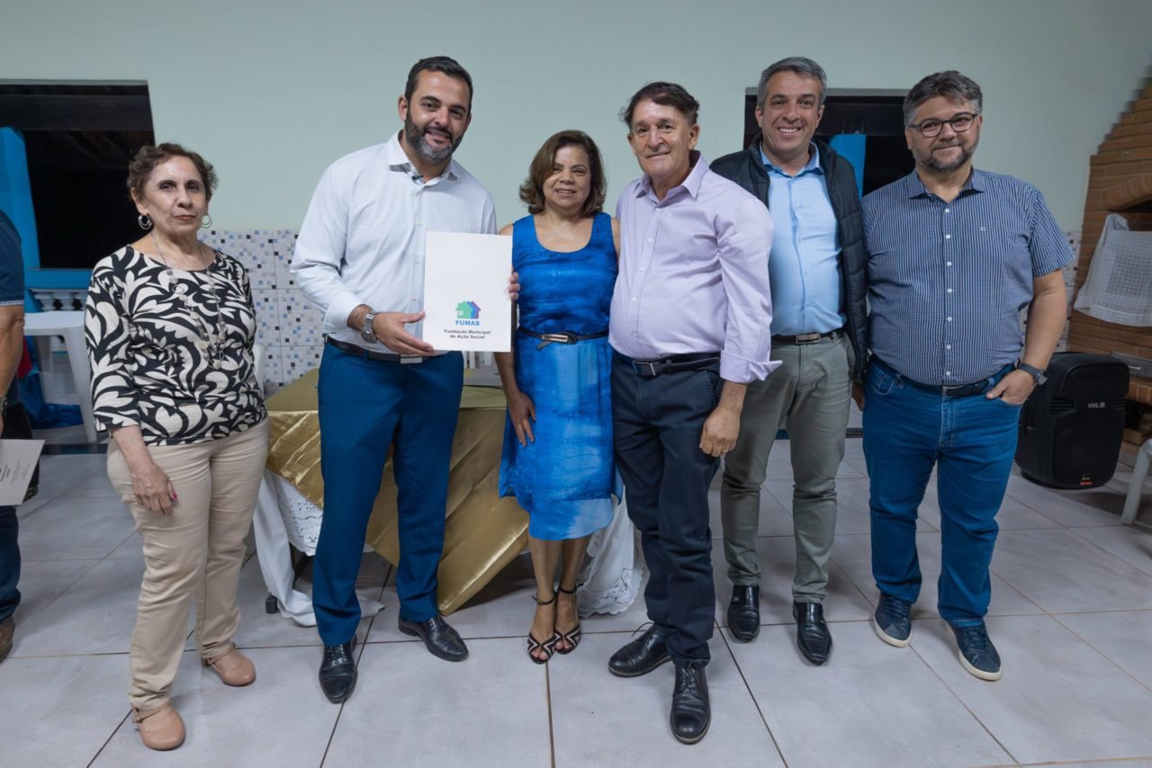 Moradores do Recanto da Toca conquistam escritura após 20 anos