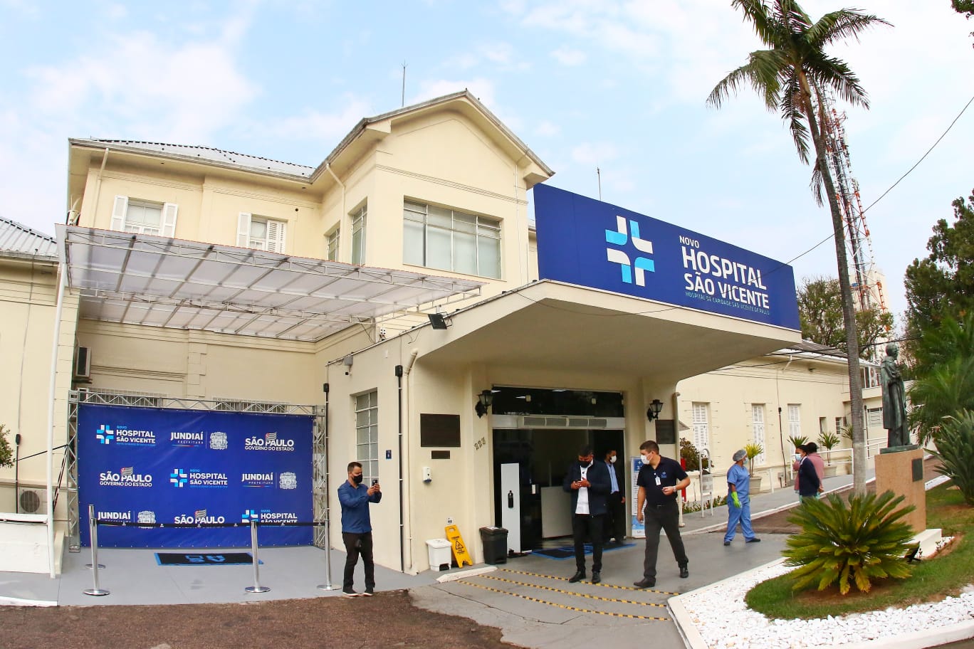Prefeito anuncia novas estratégias para o Hospital São Vicente em evento solene
