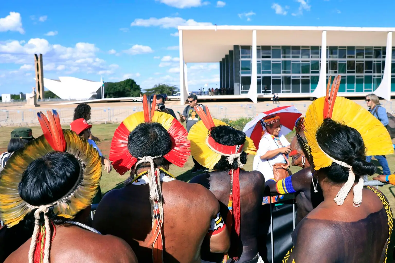 STF garante direitos indígenas sobre terras tradicionais e rejeita marco temporal
