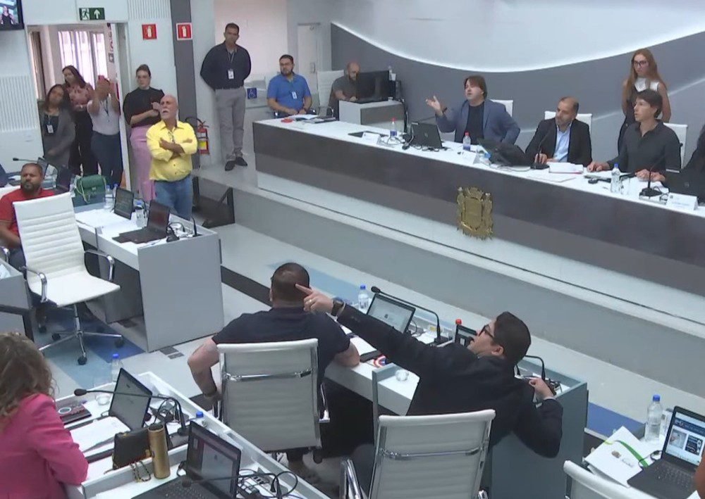 Vereador de Jundiaí denuncia caso de xenofobia durante sessão da Câmara